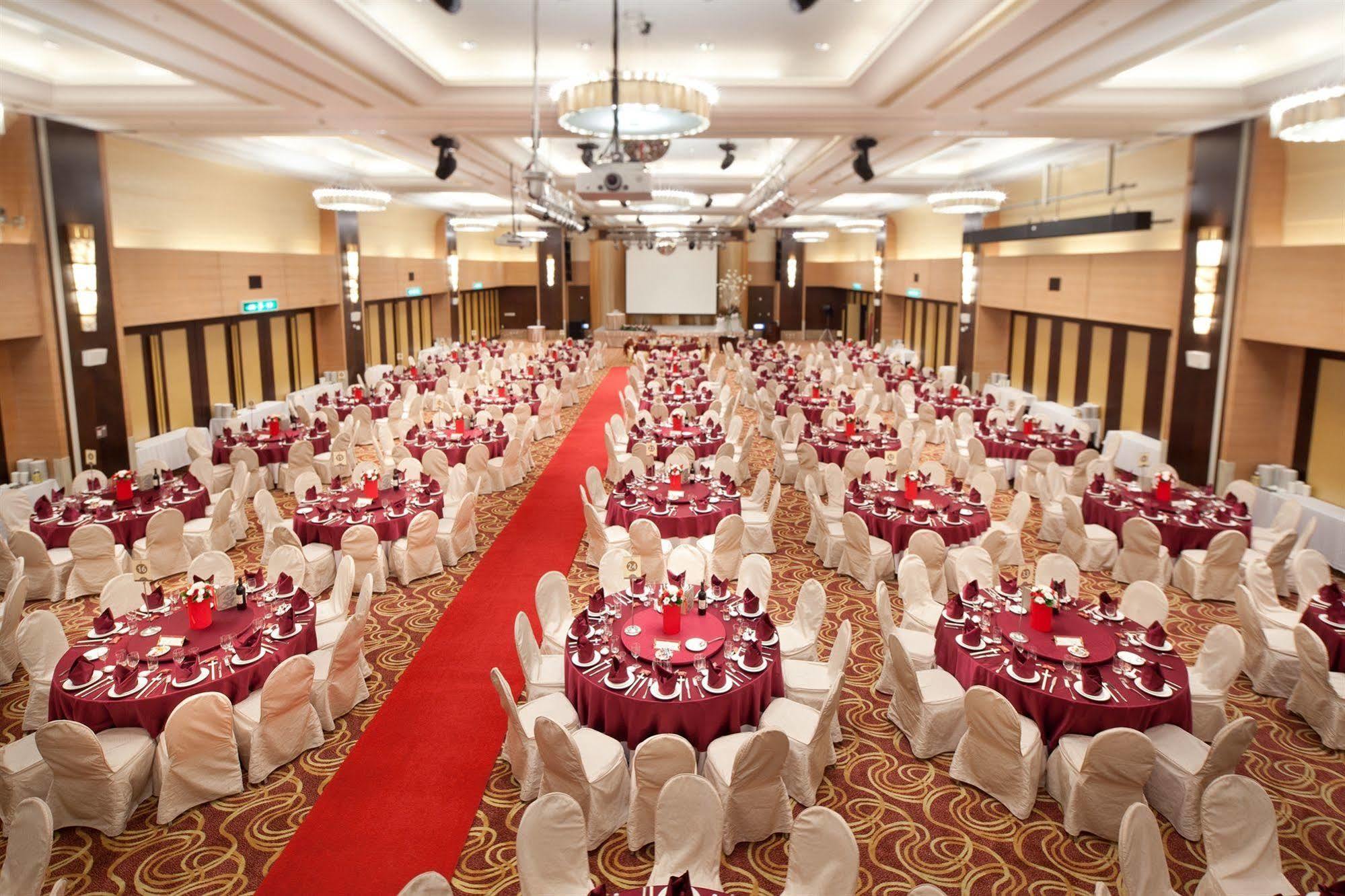Tayih Landis Hotel Tainan Exterior foto The Grand Ballroom