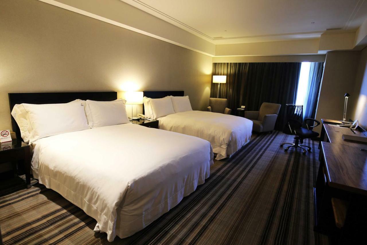 Tayih Landis Hotel Tainan Exterior foto Deluxe room